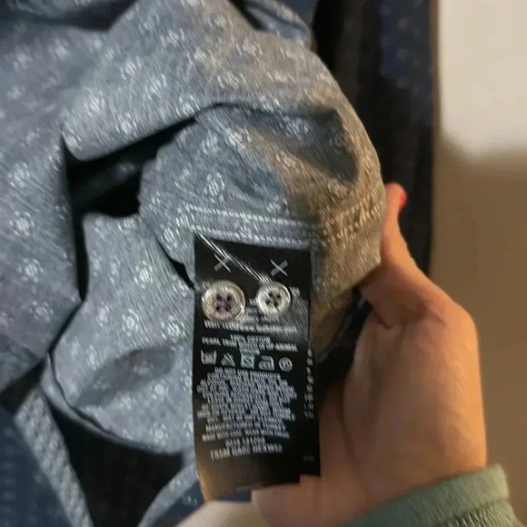 Ted Baker London | 100% Cotton button down, size 5. Navy blue with print. EUC - Picture 5 of 12